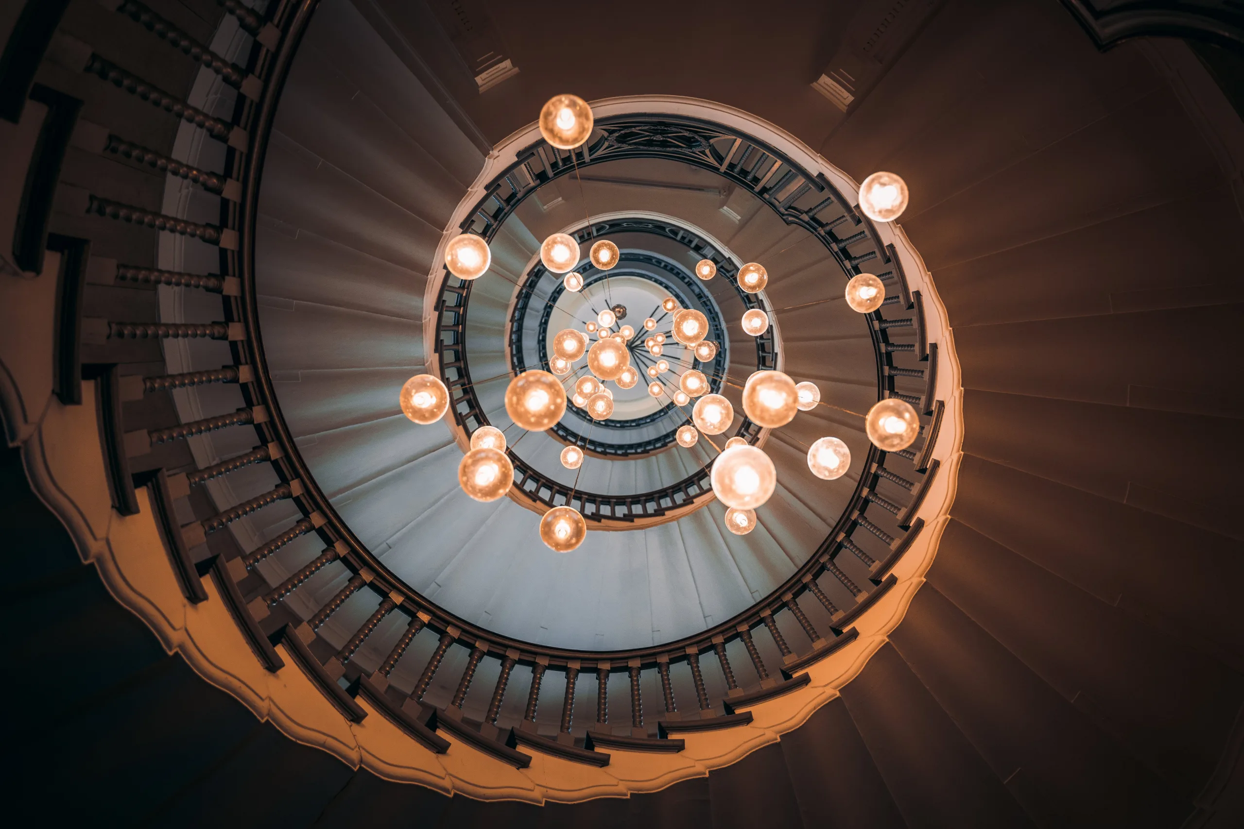 Harnessing Social Capital for Successful Outbound Lead Generation